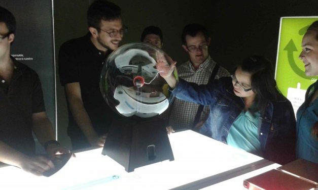 FUNDHEX visita la exposición “Una autopista detrás del enchufe”, en el Museo Abierto de Mérida.