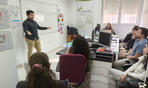 FUNDHEX FORTALECE LAS COMPETENCIAS DIGITALES A TRAVÉS DEL PROGRAMA CODI
